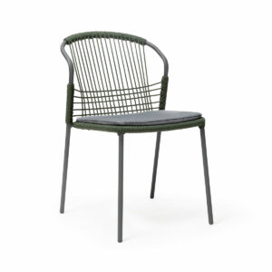 Cadeira Brava sem braço, elaborada com Corda Náutica e Estrutura de Alumínio